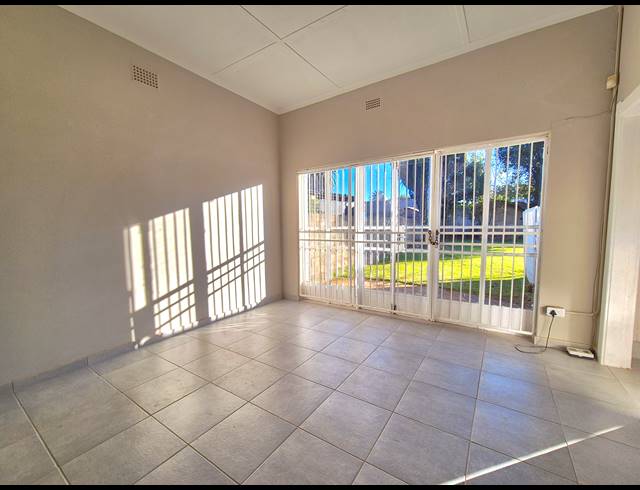 3 BEDROOM HOUSE FOR SALE IN BRENTHURST